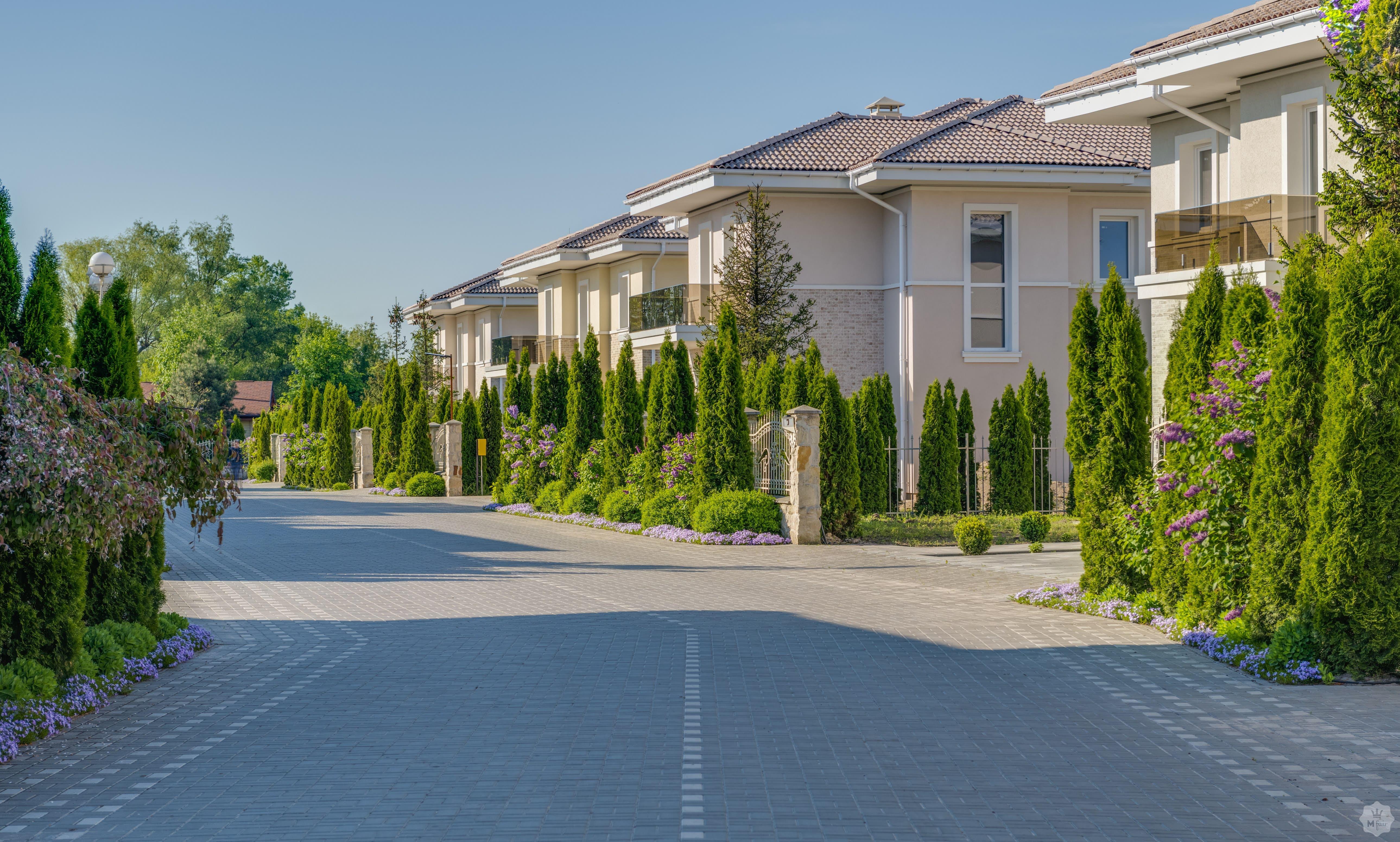 Продажа дома под Киевом в коттеджном городке Золоче прованс