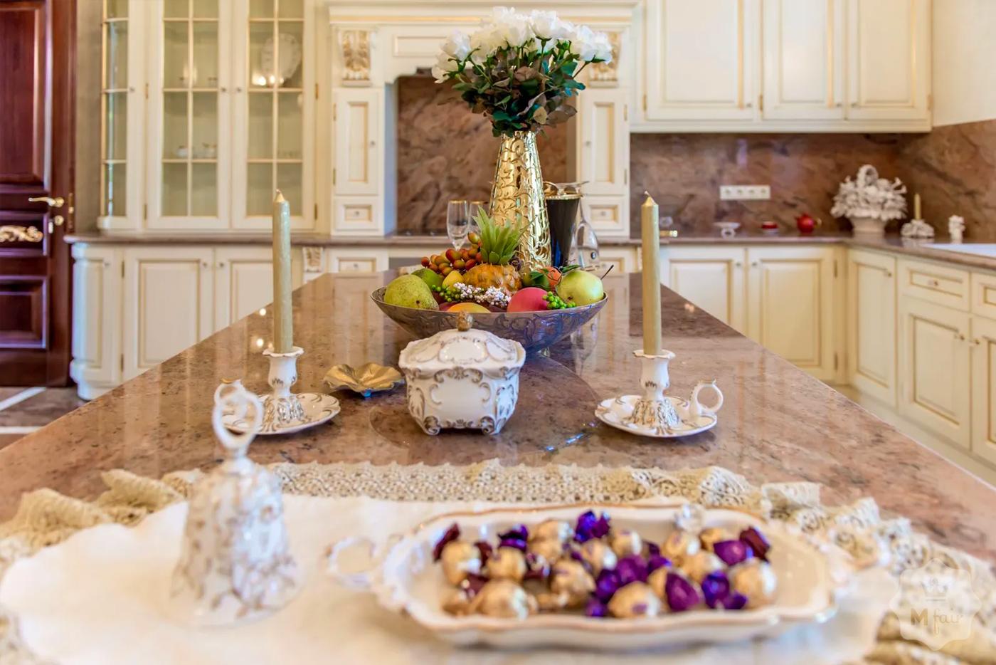 Продажа роскошного особняка на Печерских холмах с панорамным видом на Киев