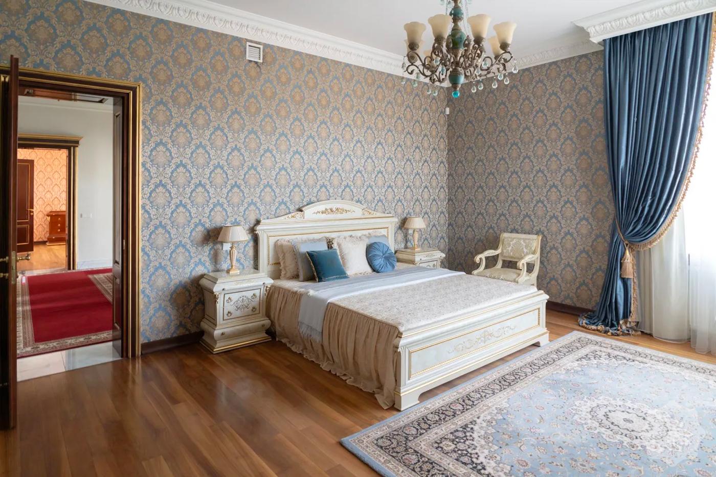 Продажа роскошного особняка на Печерских холмах с панорамным видом на Киев