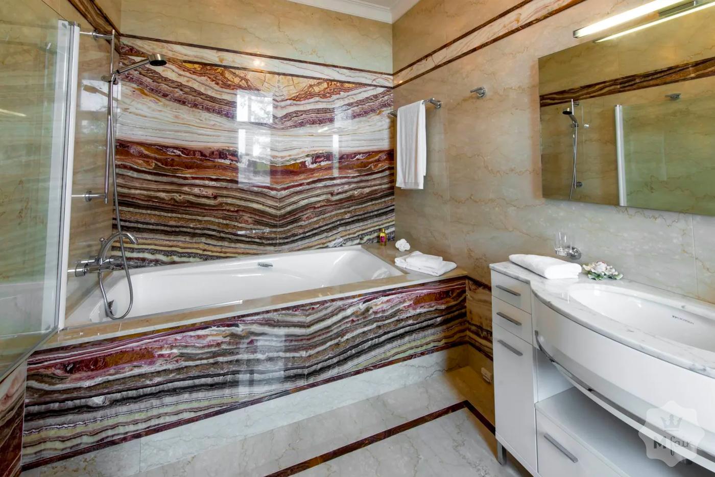 Продажа роскошного особняка на Печерских холмах с панорамным видом на Киев