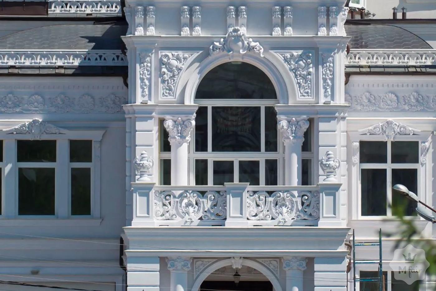 Продажа роскошного особняка на Печерских холмах с панорамным видом на Киев