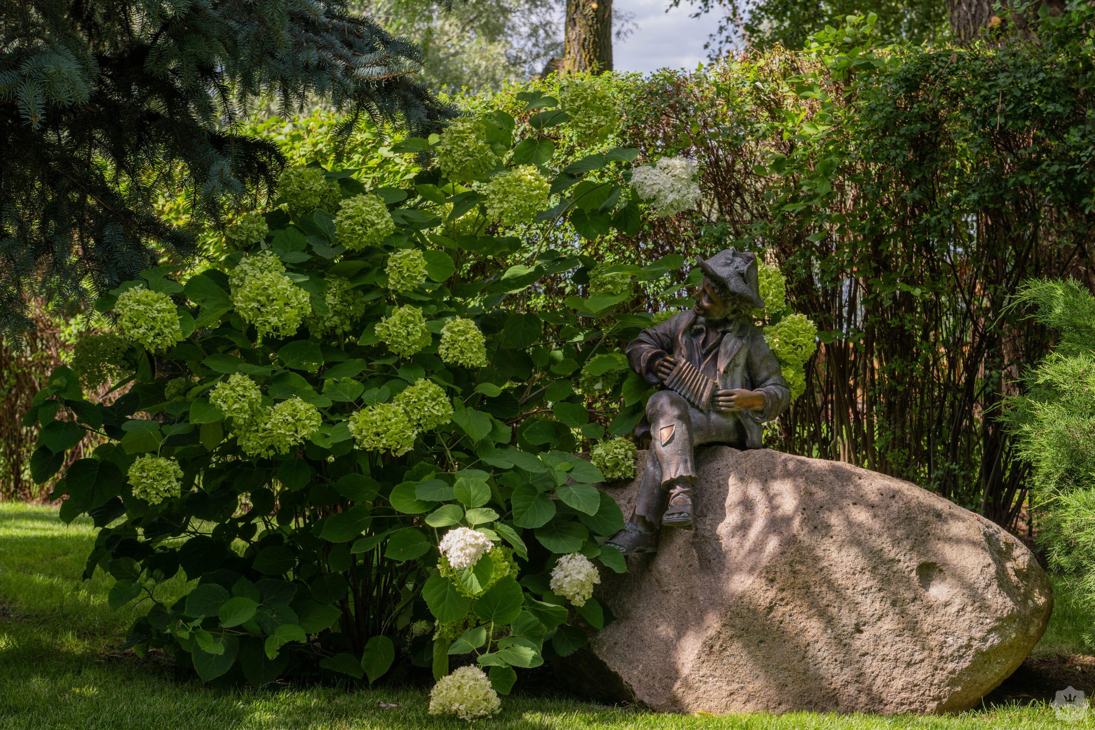 Продажа дома под Киевом в коттеджном городке Золоче