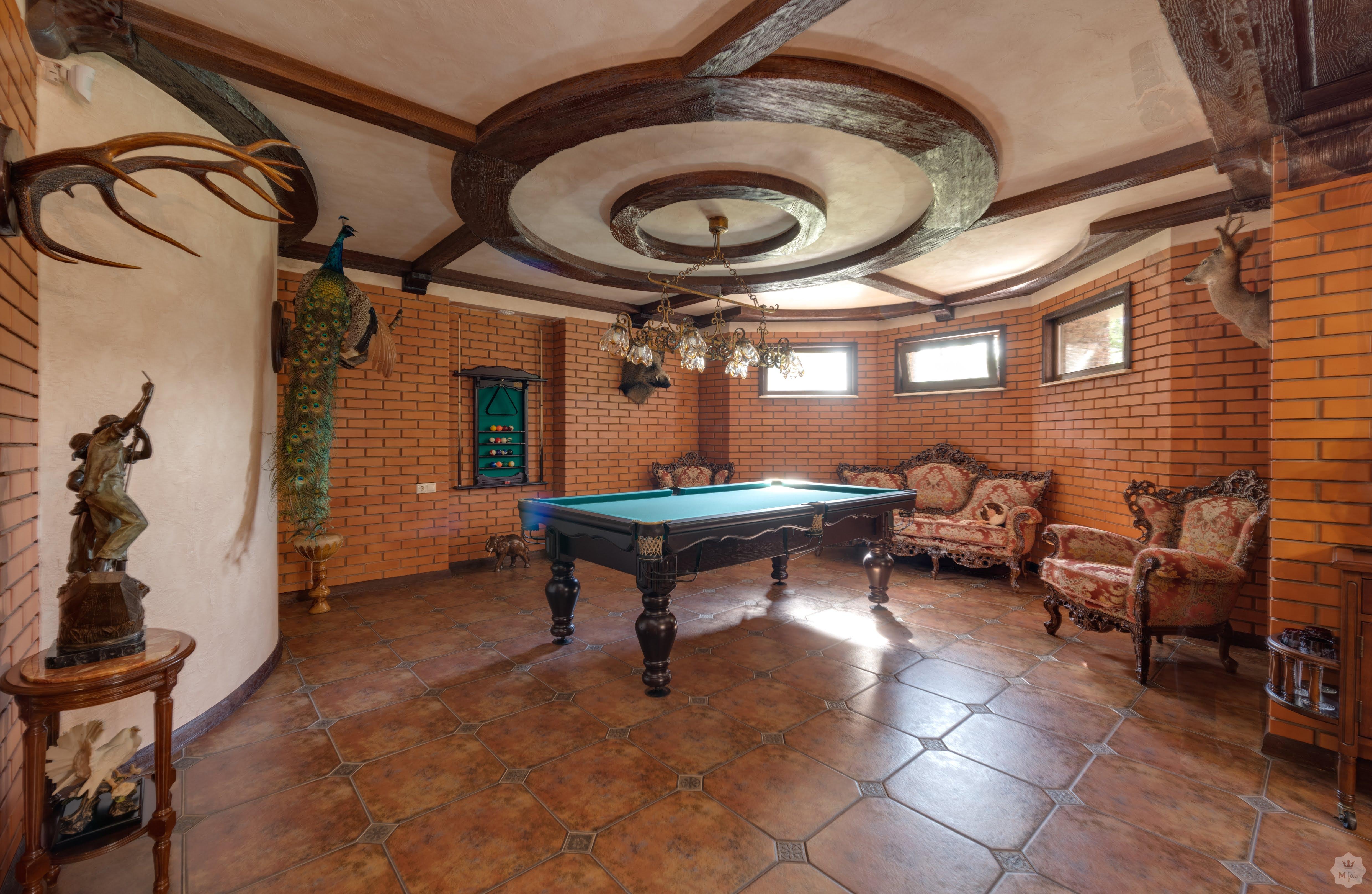 Продажа дома под Киевом в коттеджном городке Золоче