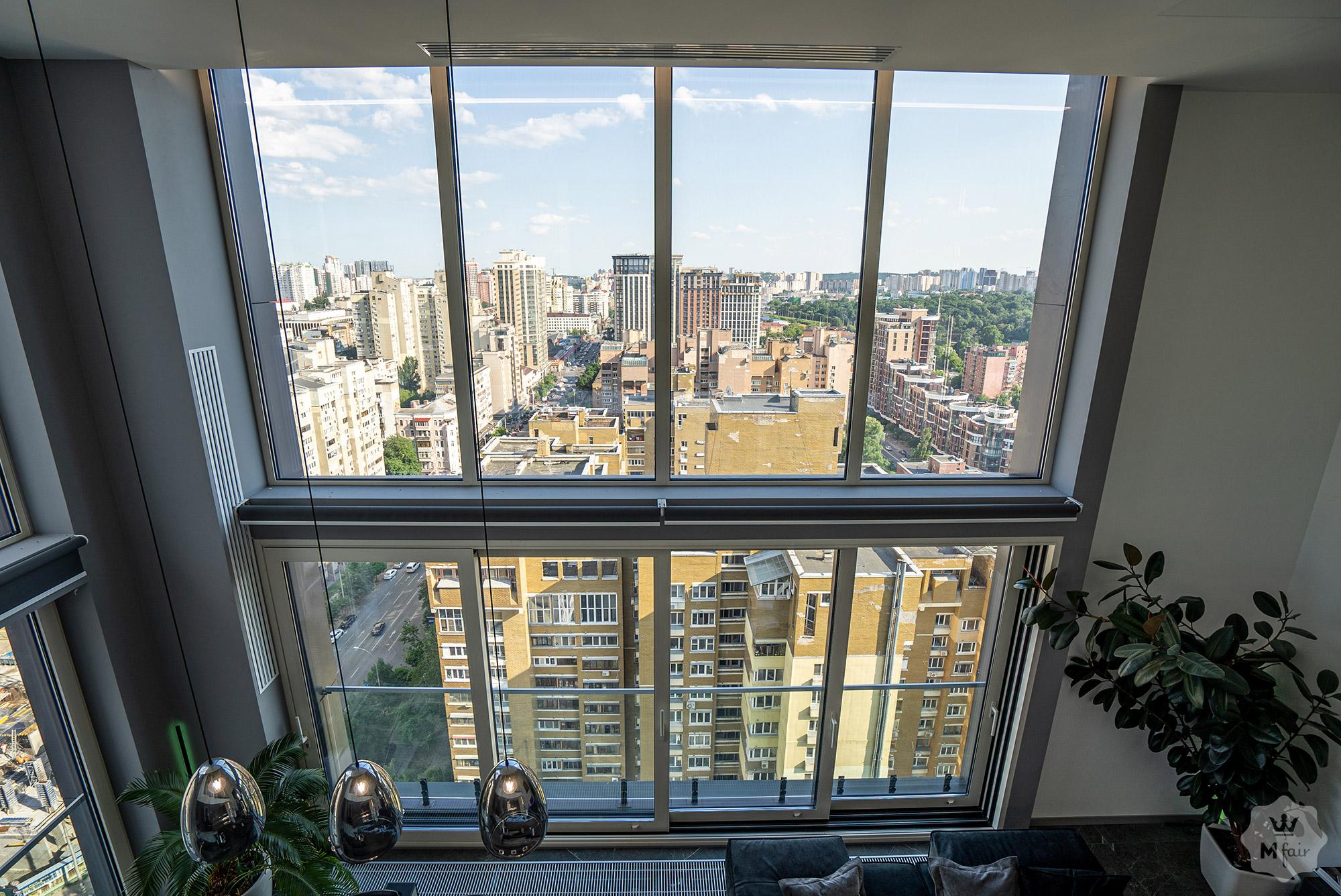 Аренда 3х этажного пентхауса с террасой в центре Киева