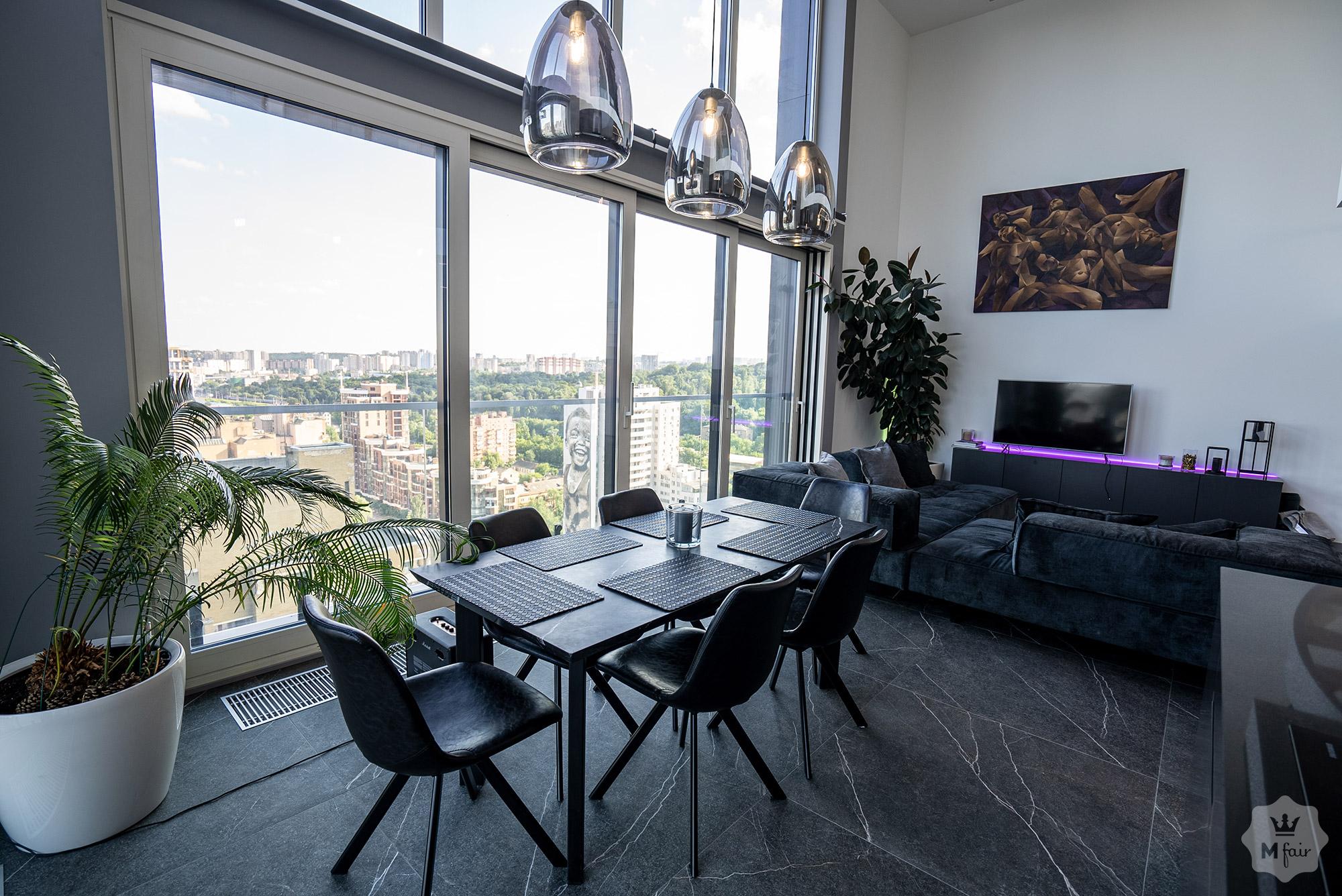 Аренда 3х этажного пентхауса с террасой в центре Киева