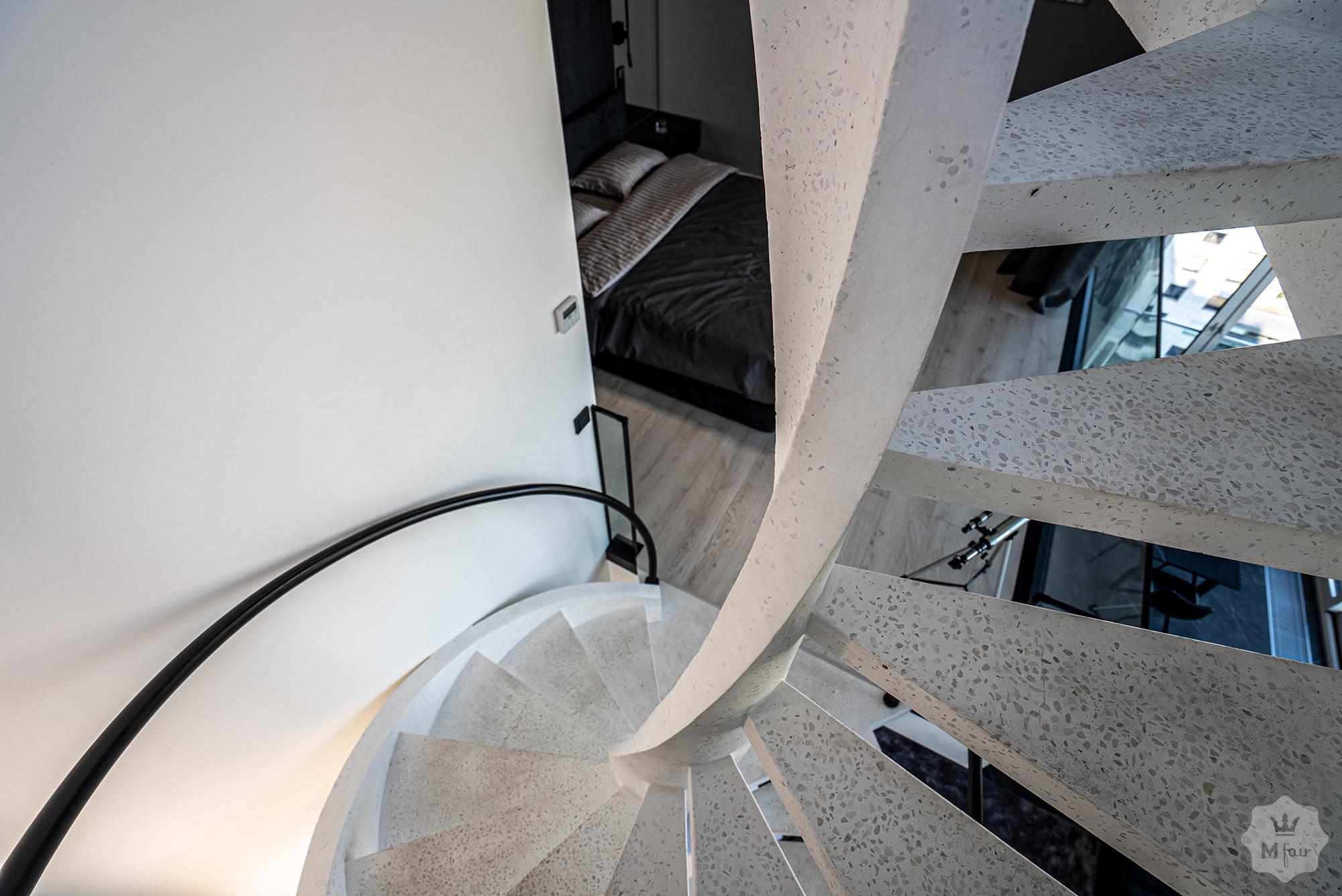 Аренда 3х этажного пентхауса с террасой в центре Киева