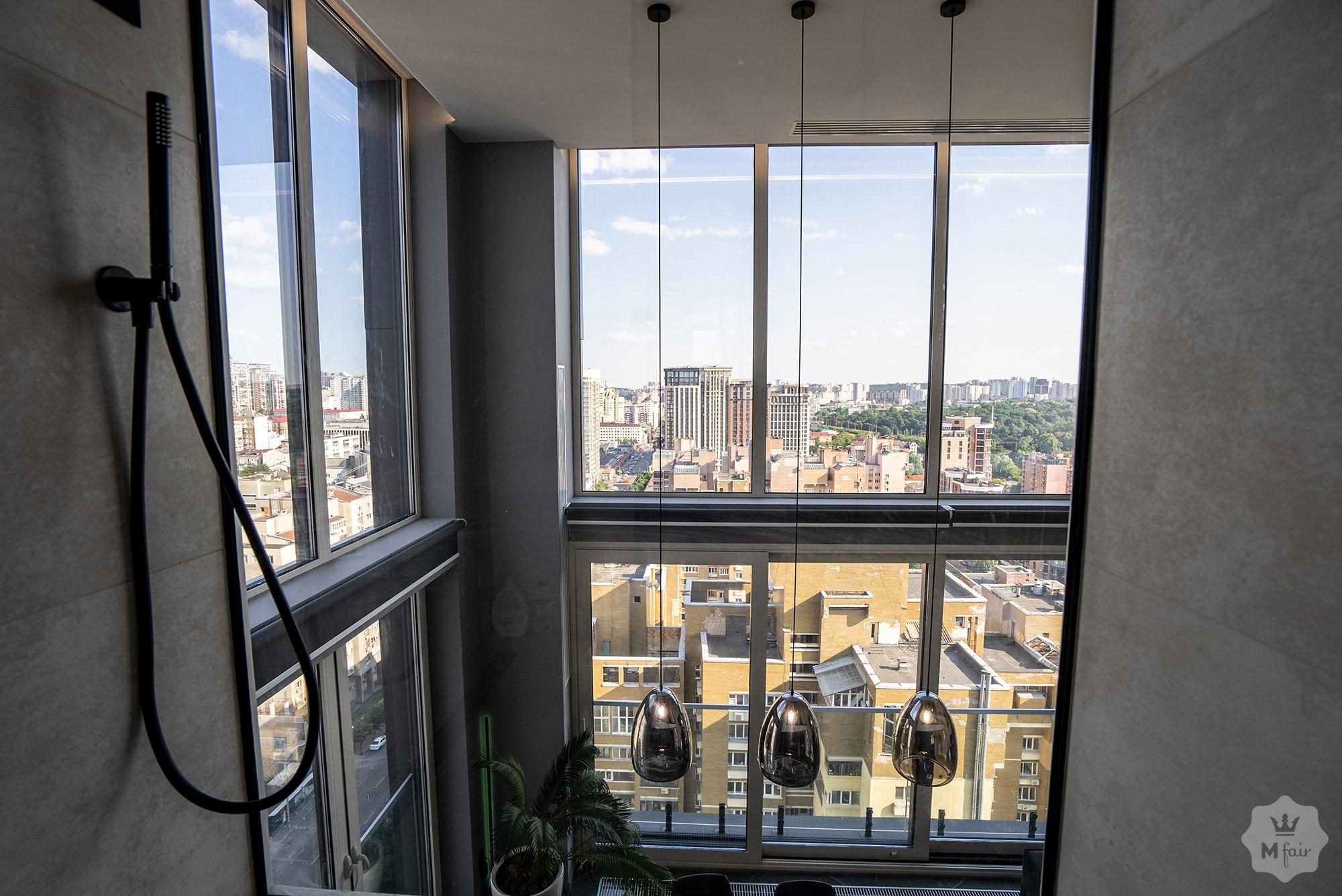 Аренда 3х этажного пентхауса с террасой в центре Киева