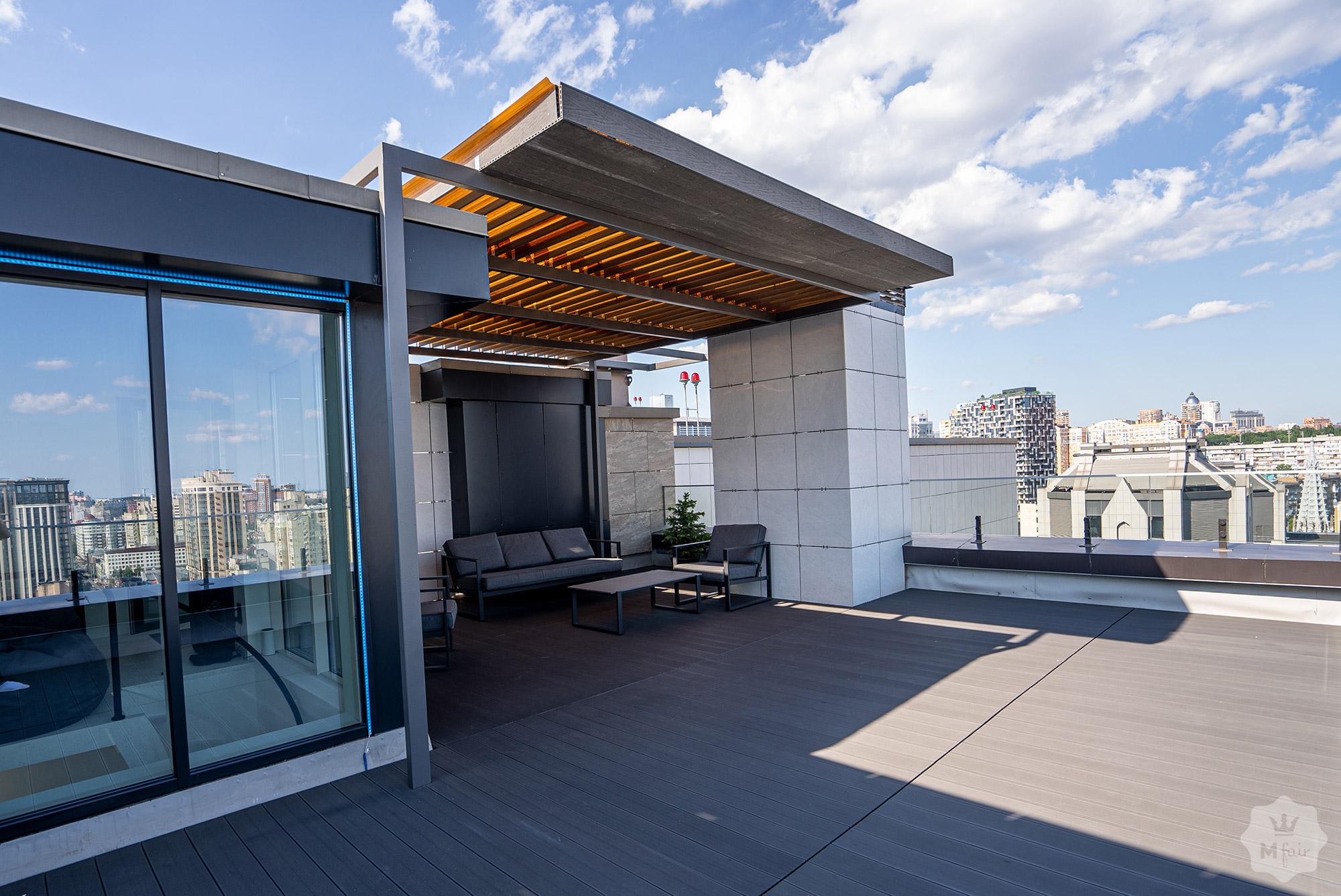 Аренда 3х этажного пентхауса с террасой в центре Киева