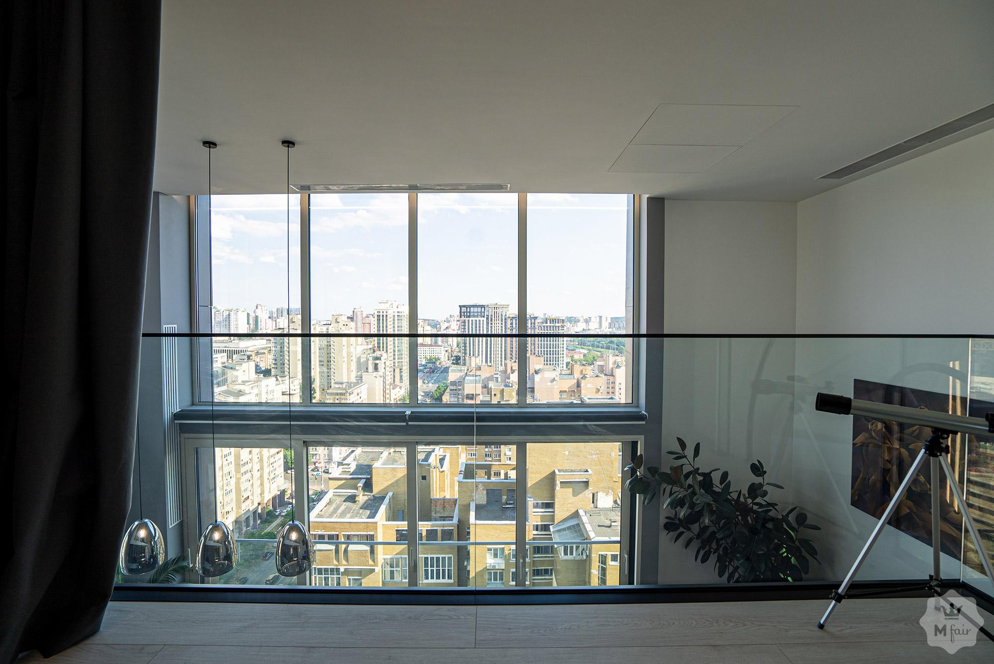 Аренда 3х этажного пентхауса с террасой в центре Киева