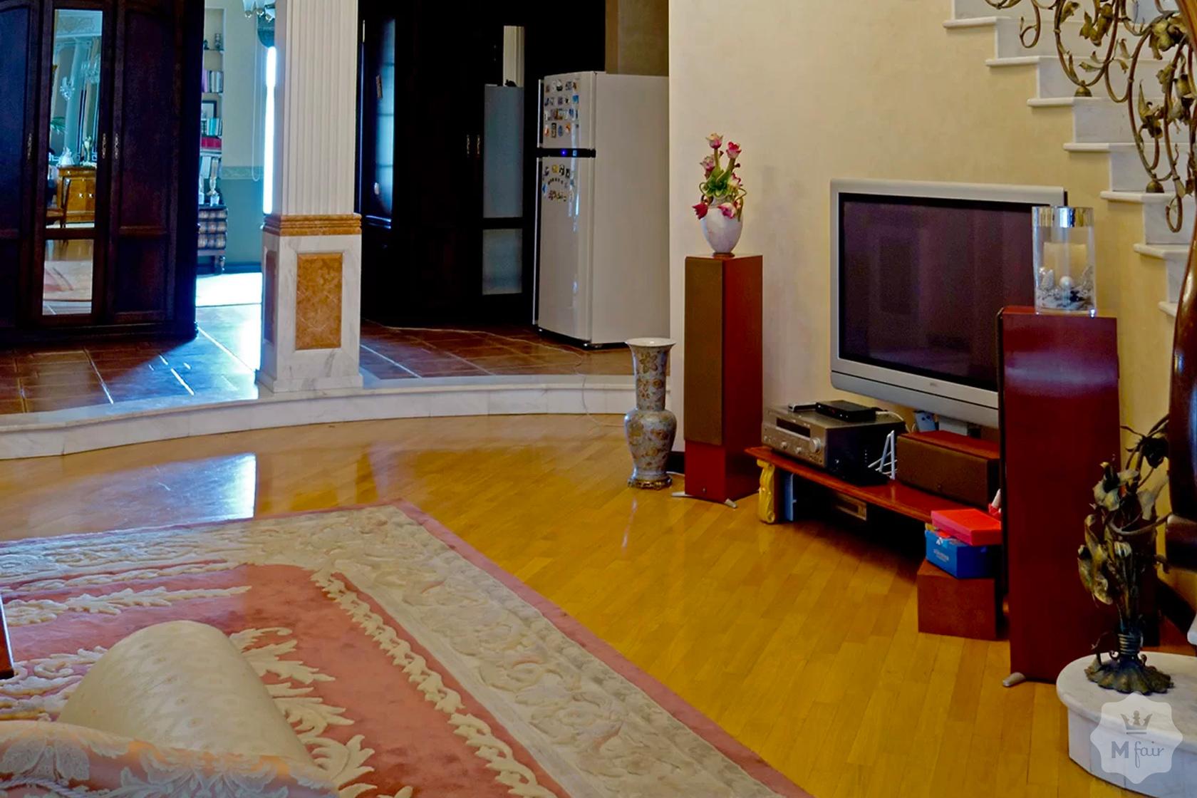 Продажа 3х уровневого пентхауса в центре Киева