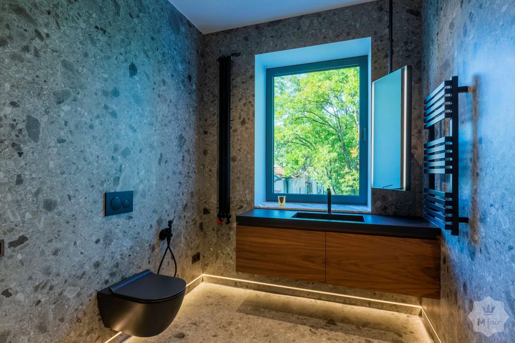 Продажа многокомнатной квартиры в исторической части Киева