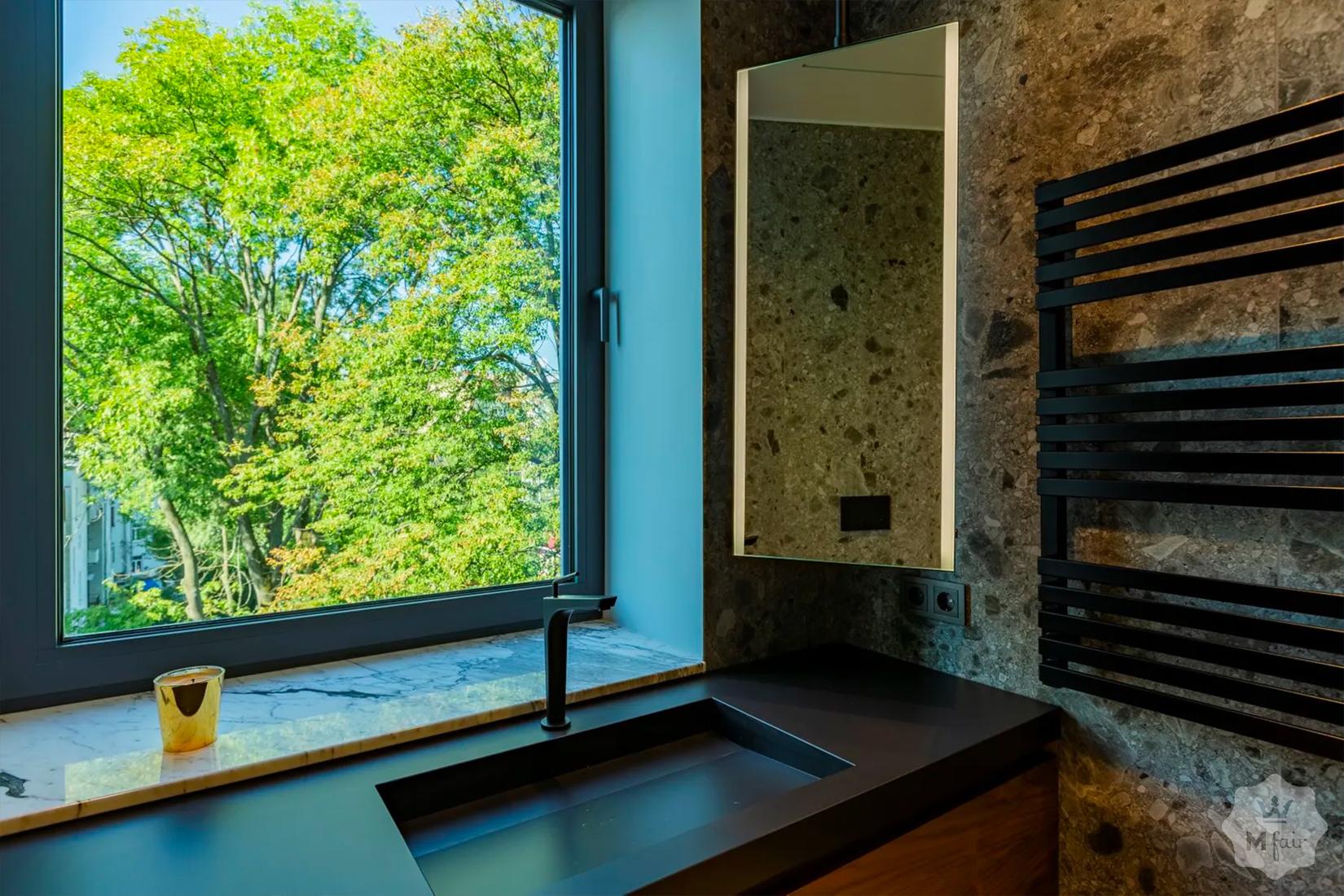 Продажа многокомнатной квартиры в исторической части Киева