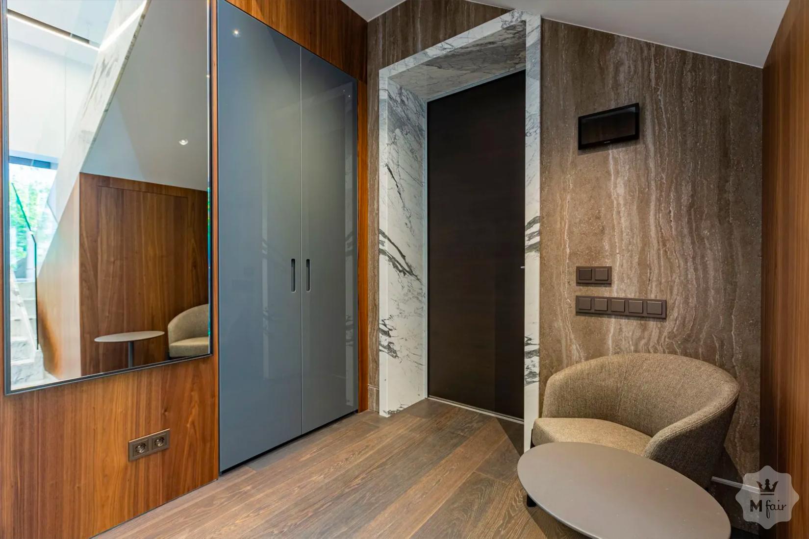 Продажа многокомнатной квартиры в исторической части Киева