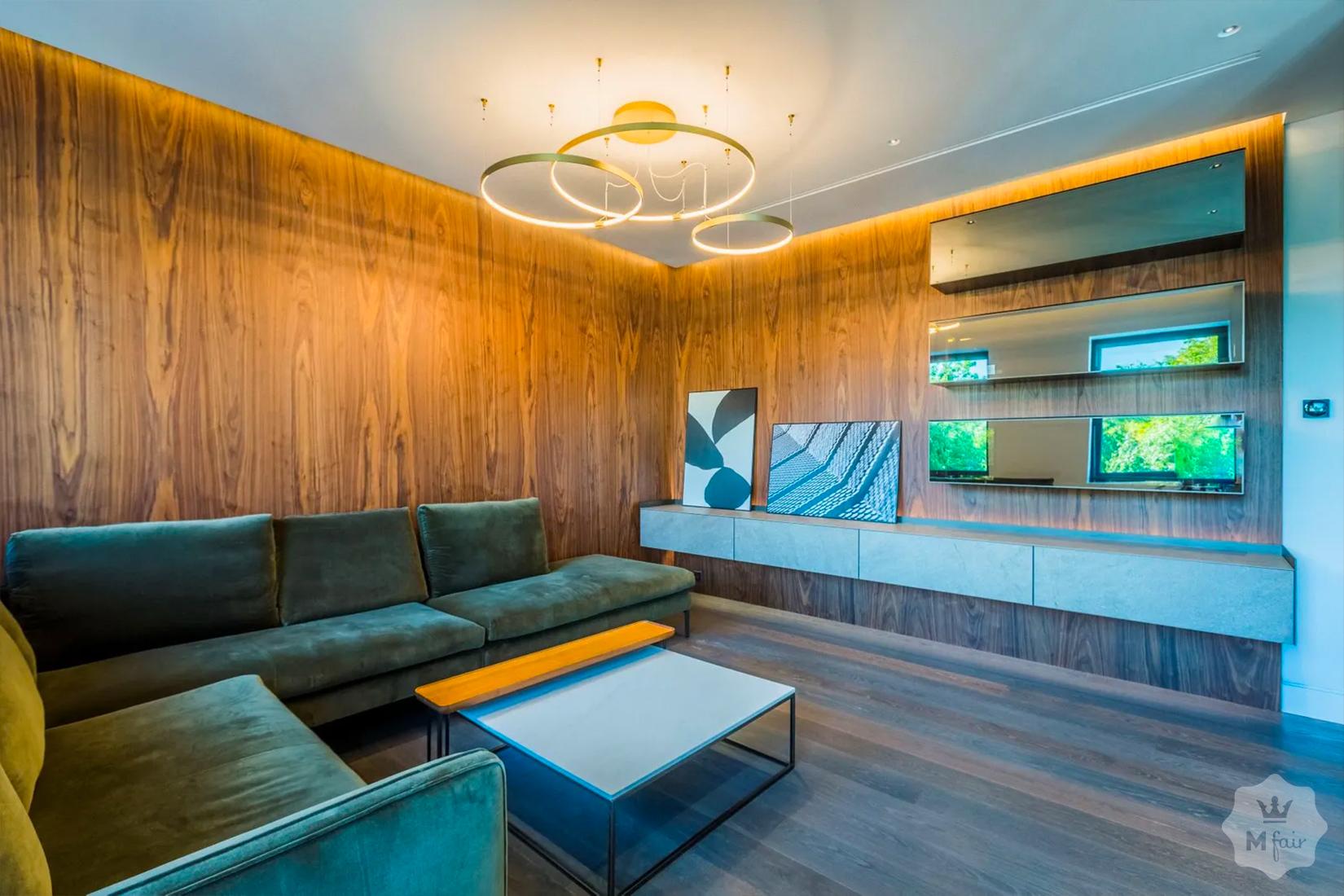 Продажа многокомнатной квартиры в исторической части Киева