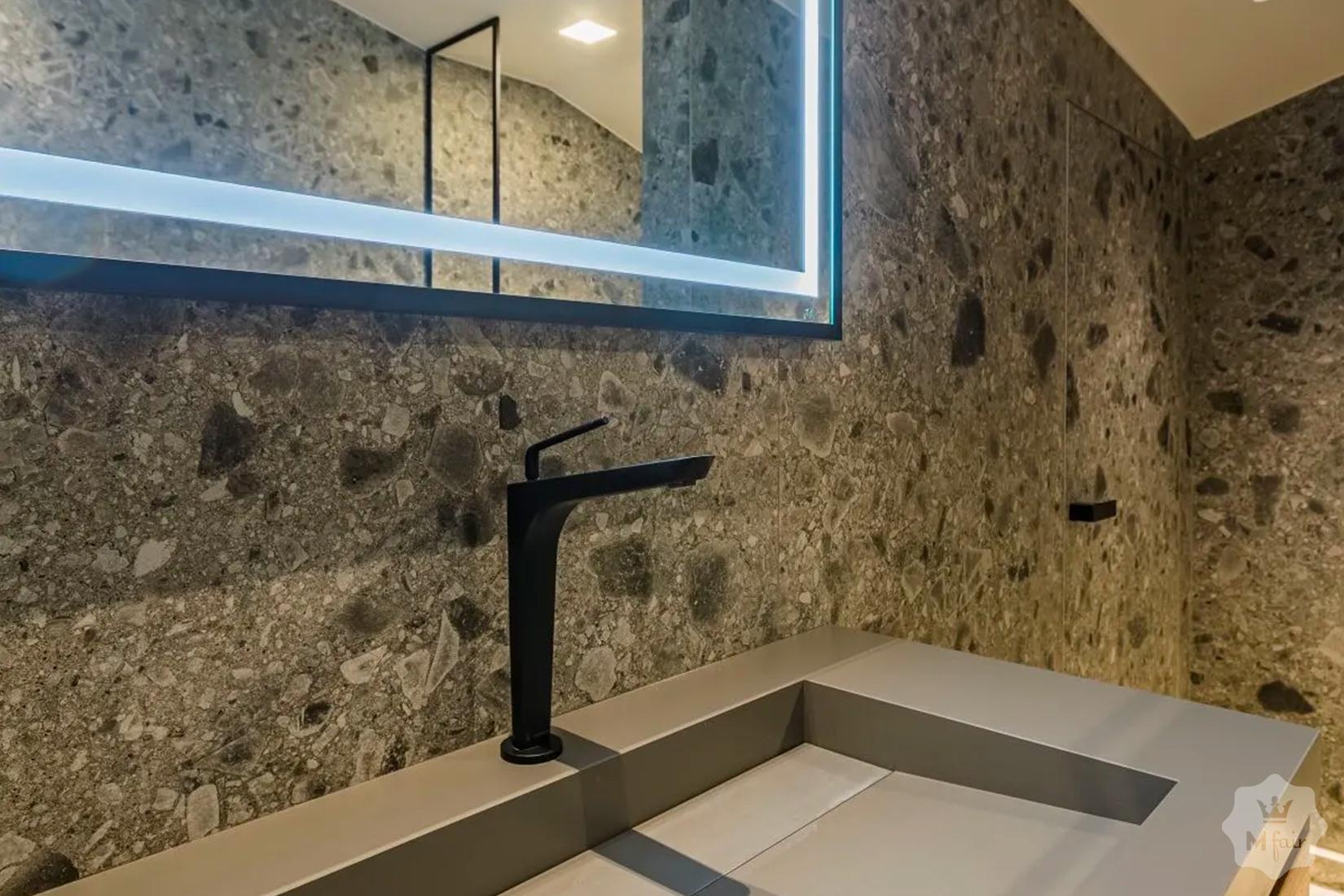 Продажа многокомнатной квартиры в исторической части Киева