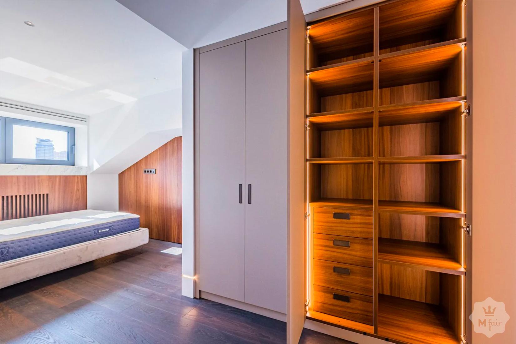 Продажа многокомнатной квартиры в исторической части Киева