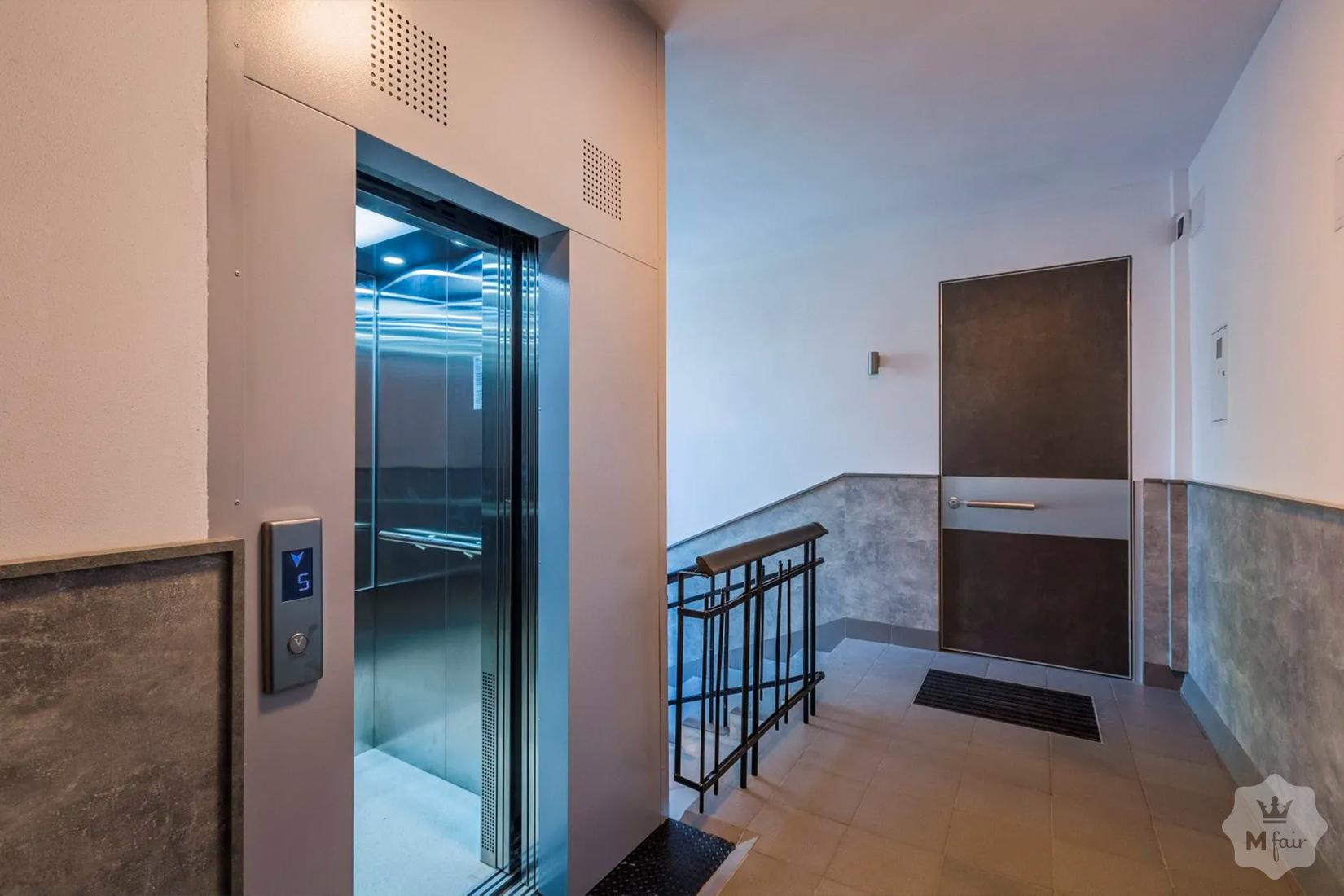 Продажа многокомнатной квартиры в исторической части Киева