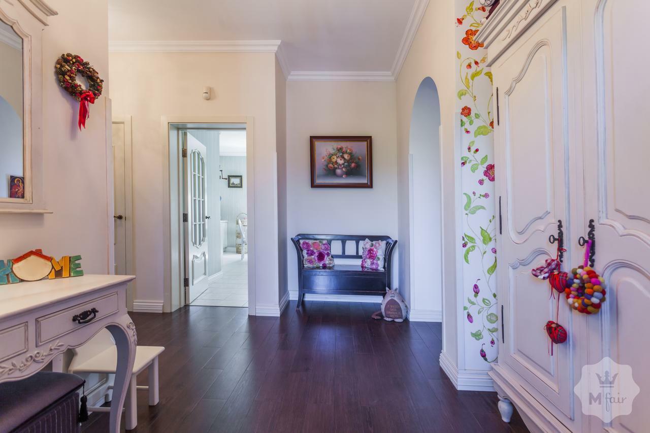 Продажа современный дома под Киевом в с. Святопетровское