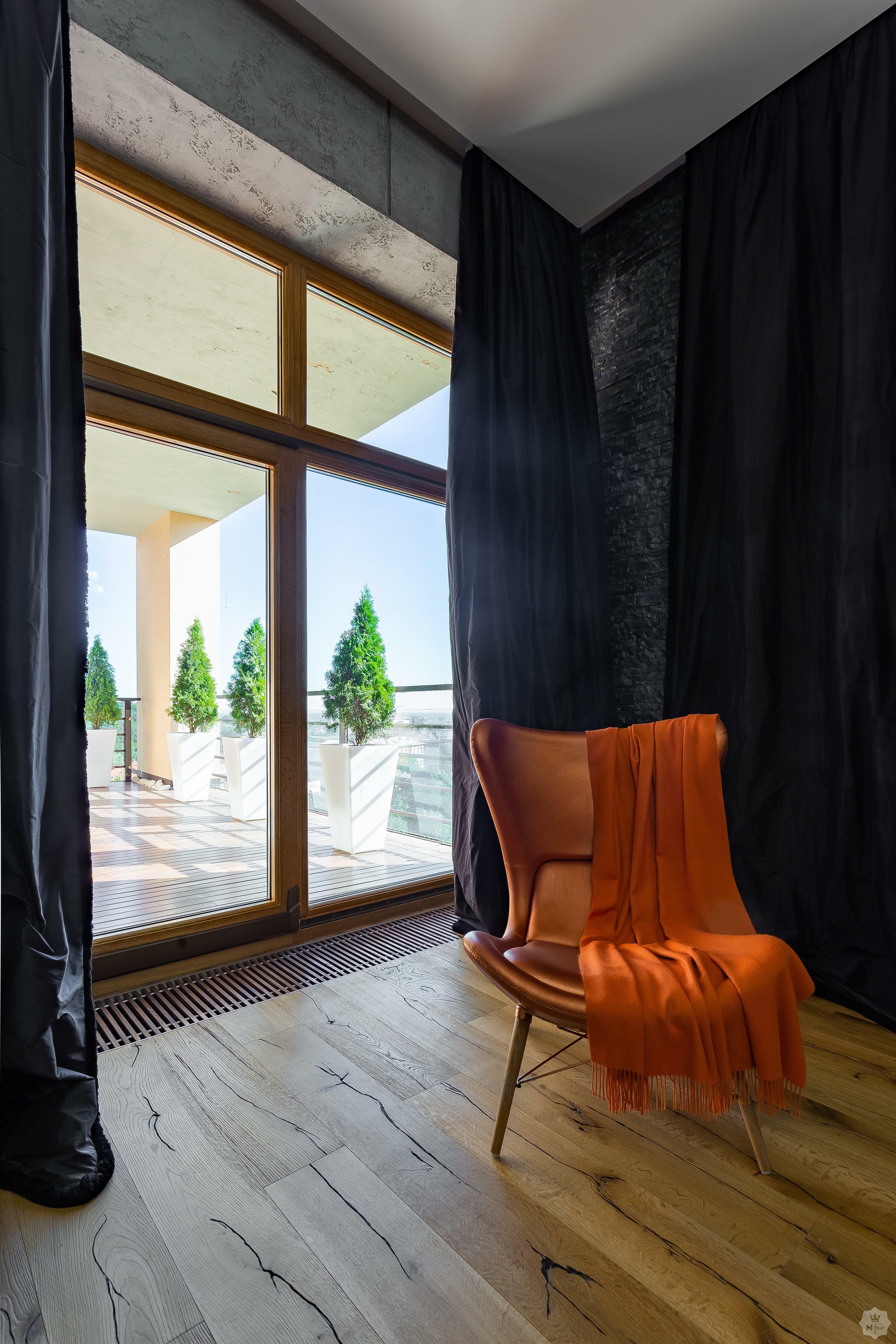 Продажа 5ти комнатной квартиры в Киеве с видом на Ботанический сад