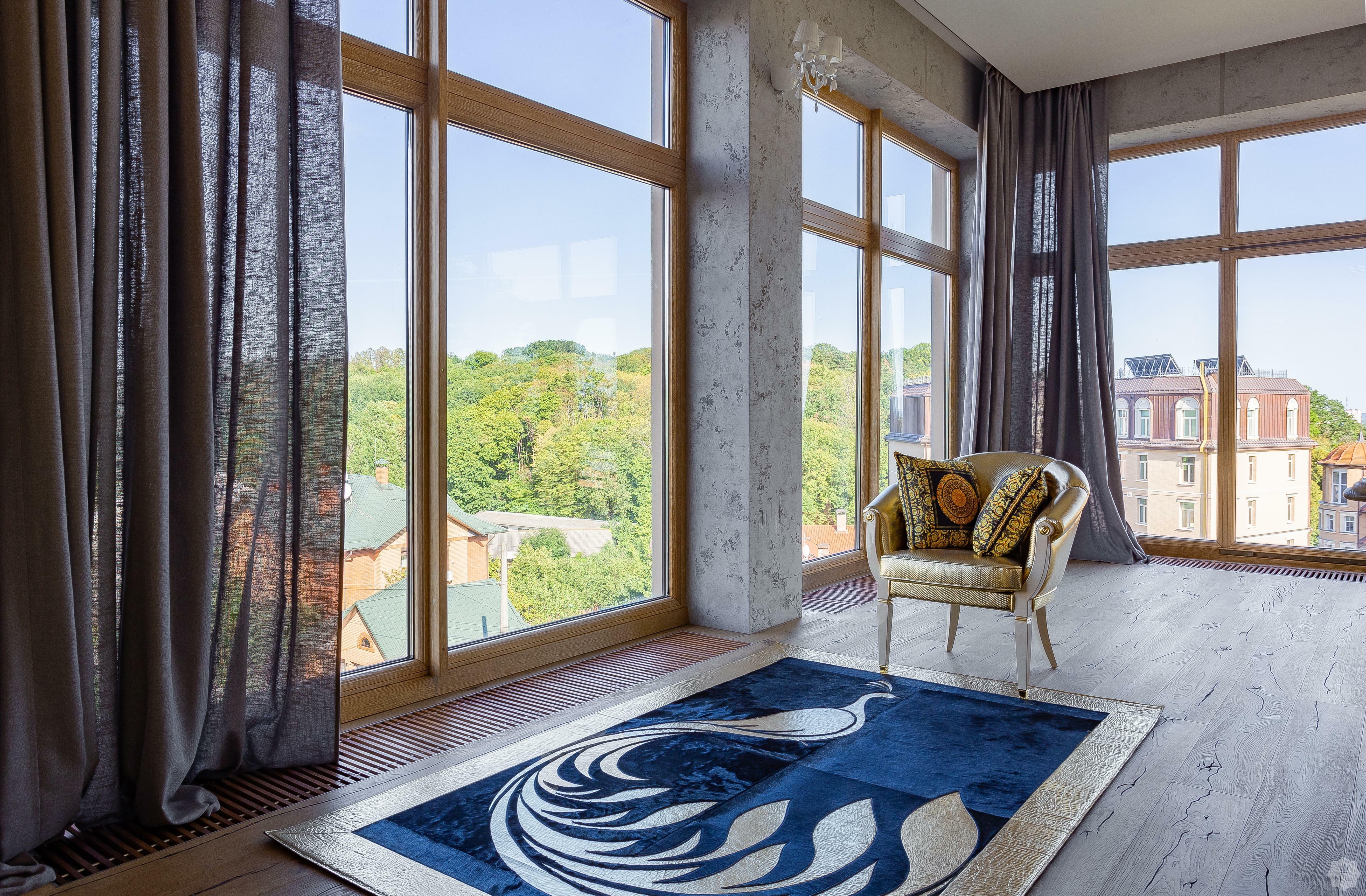 Продажа 5ти комнатной квартиры в Киеве с видом на Ботанический сад