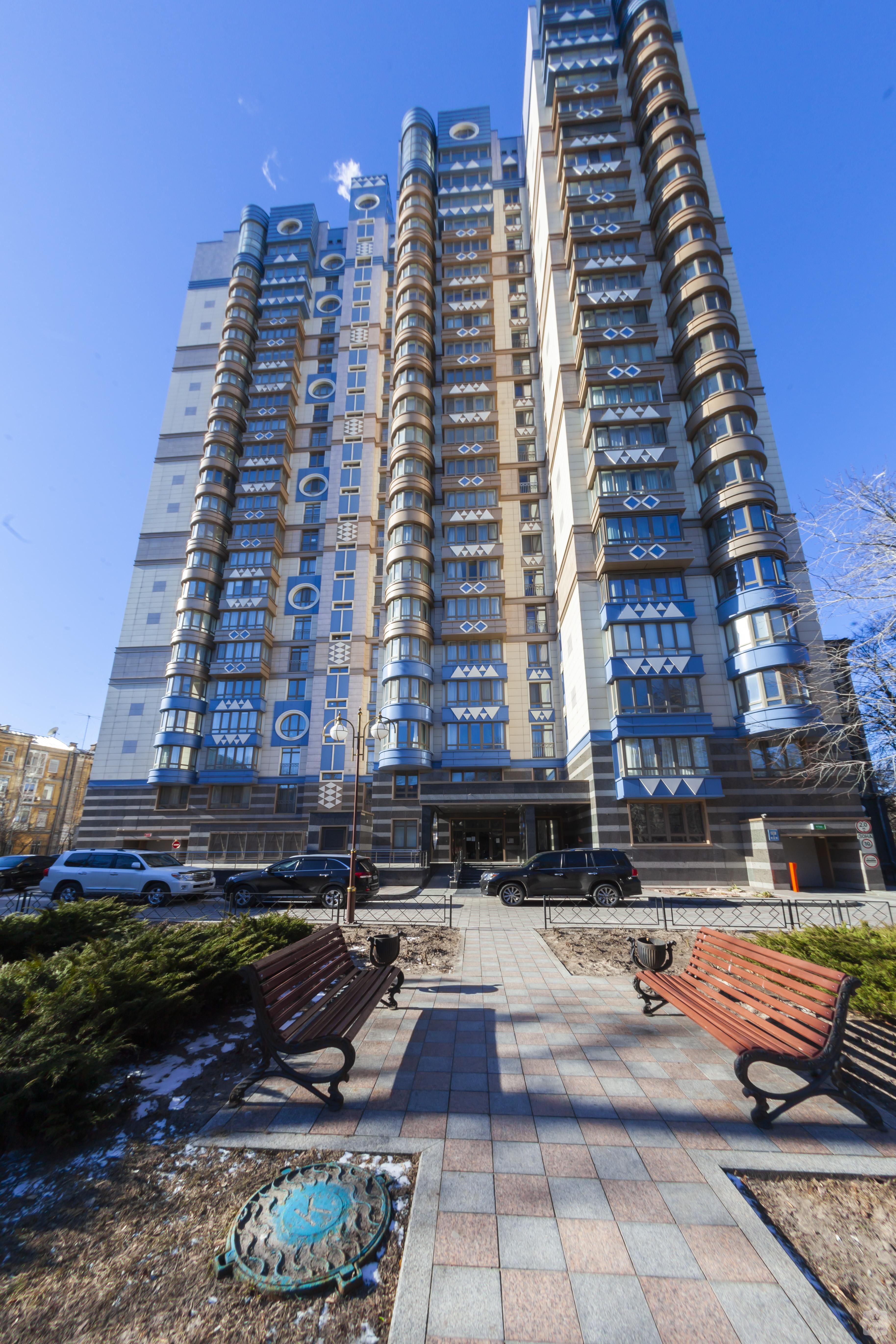 Продажа 4х комнатной квартиры в Киеве ЖК Липская башня