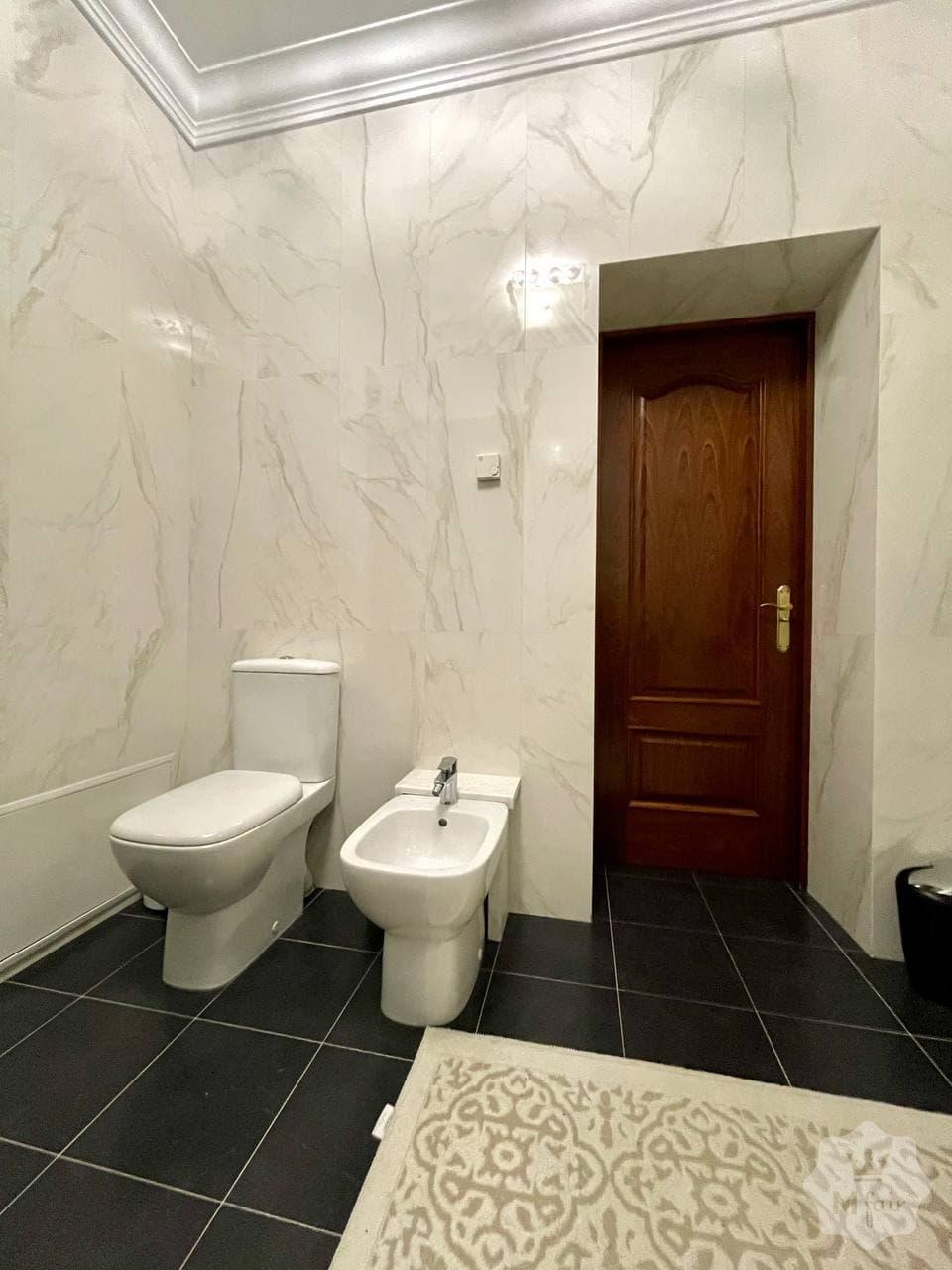 Продажа дома с бассейном в Ирпене под Киевом