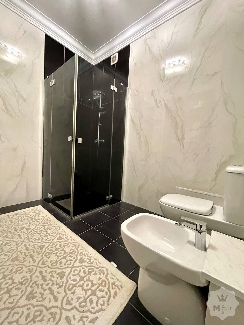 Продажа дома с бассейном в Ирпене под Киевом