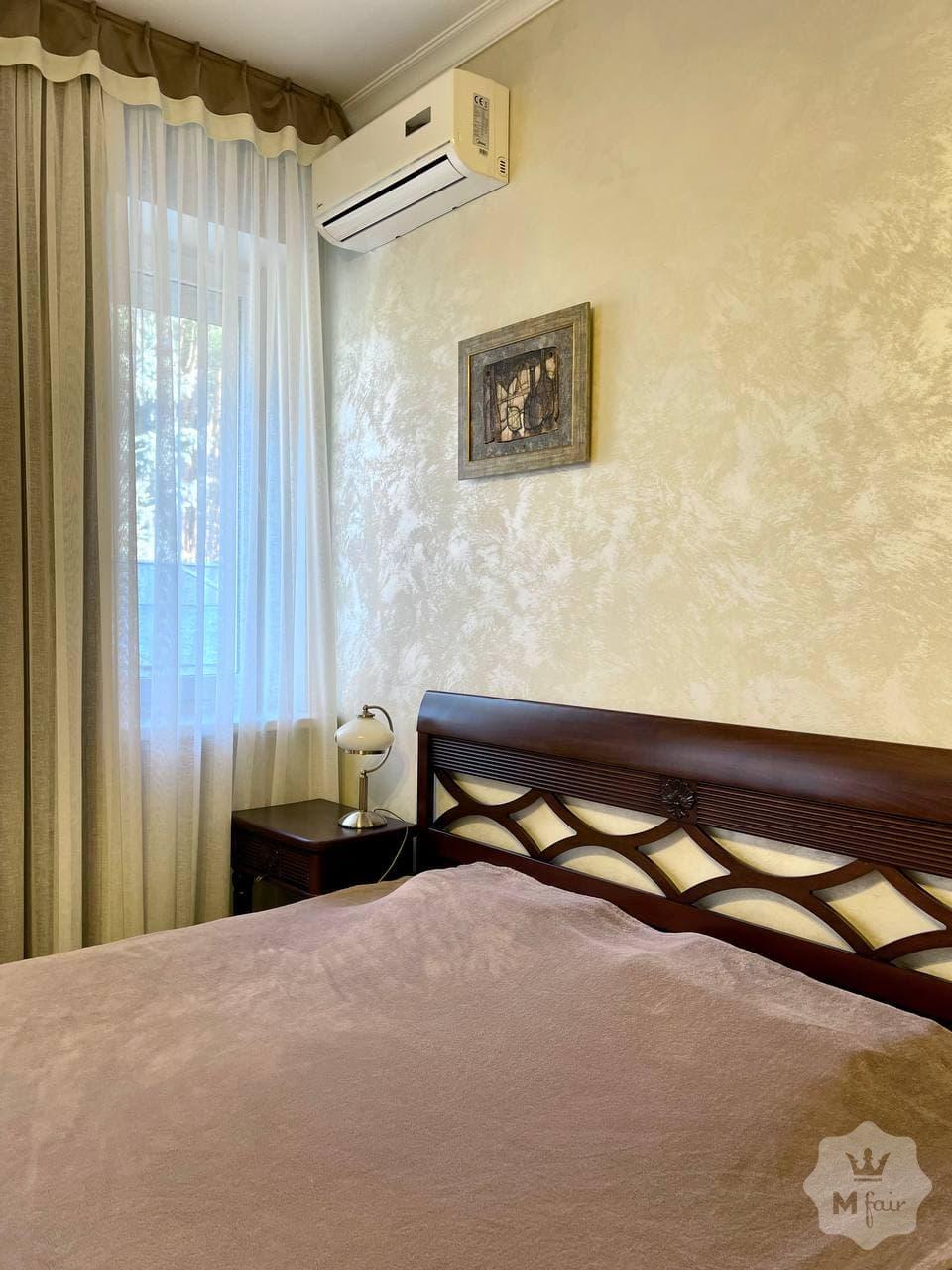 Продажа дома с бассейном в Ирпене под Киевом