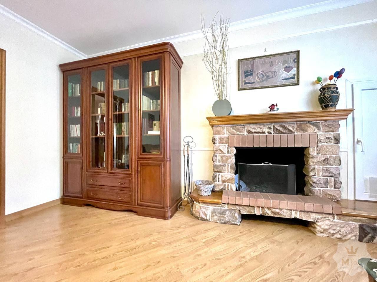 Продажа дома с бассейном в Ирпене под Киевом