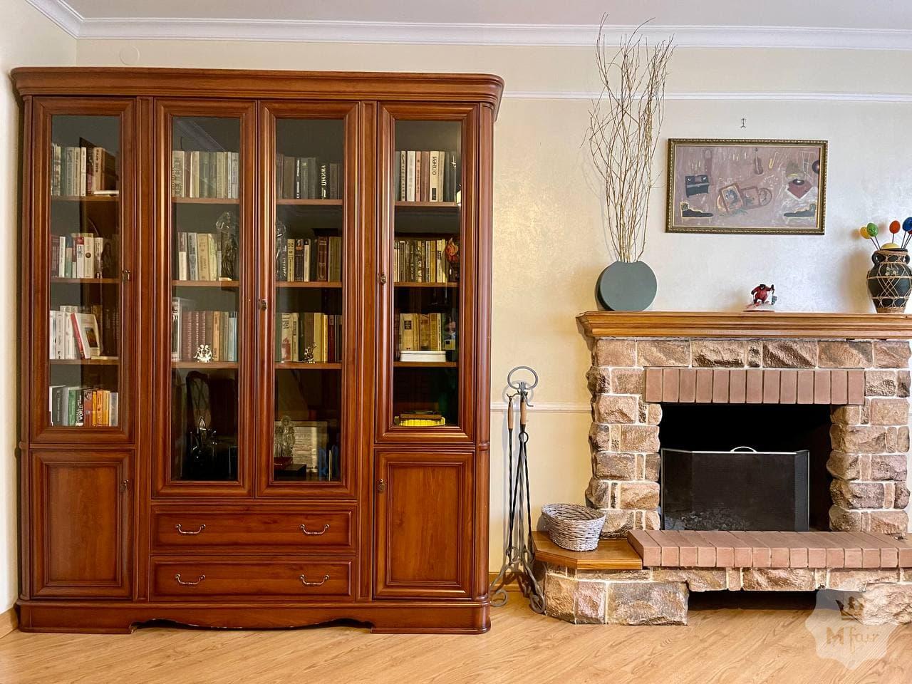 Продажа дома с бассейном в Ирпене под Киевом