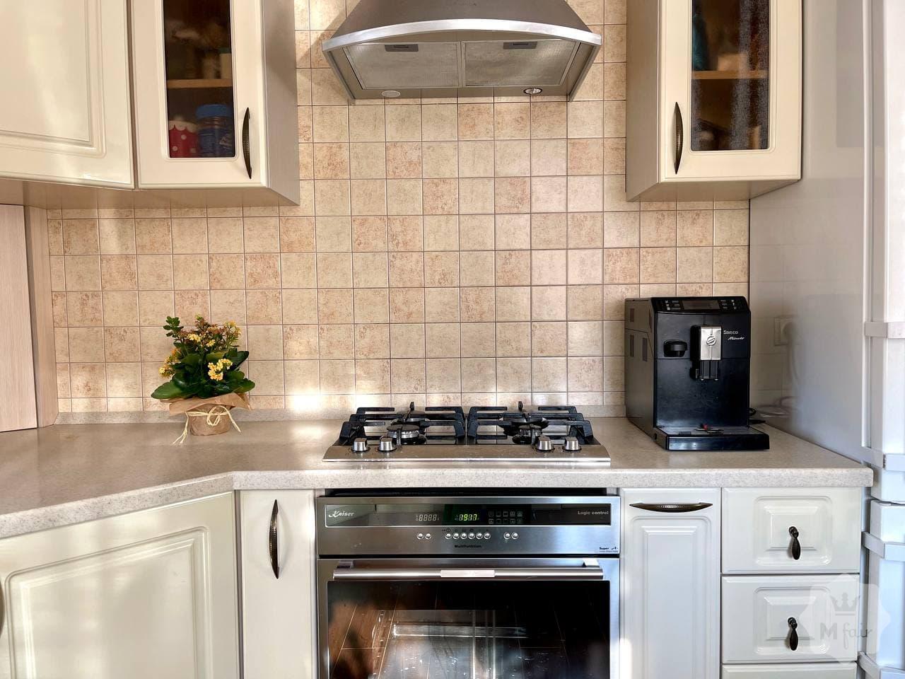 Продажа дома с бассейном в Ирпене под Киевом