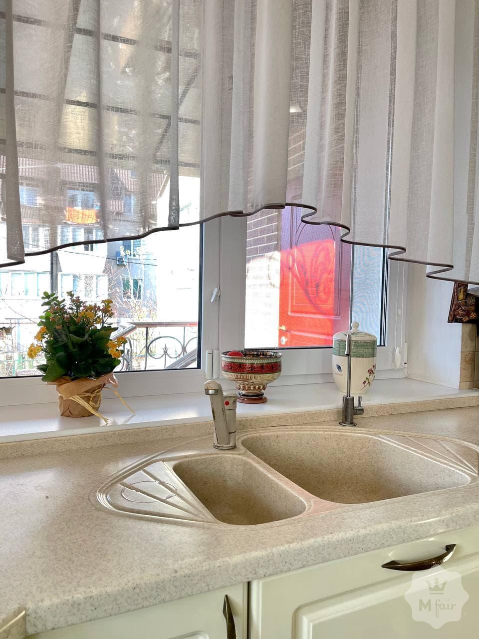 Продажа дома с бассейном в Ирпене под Киевом