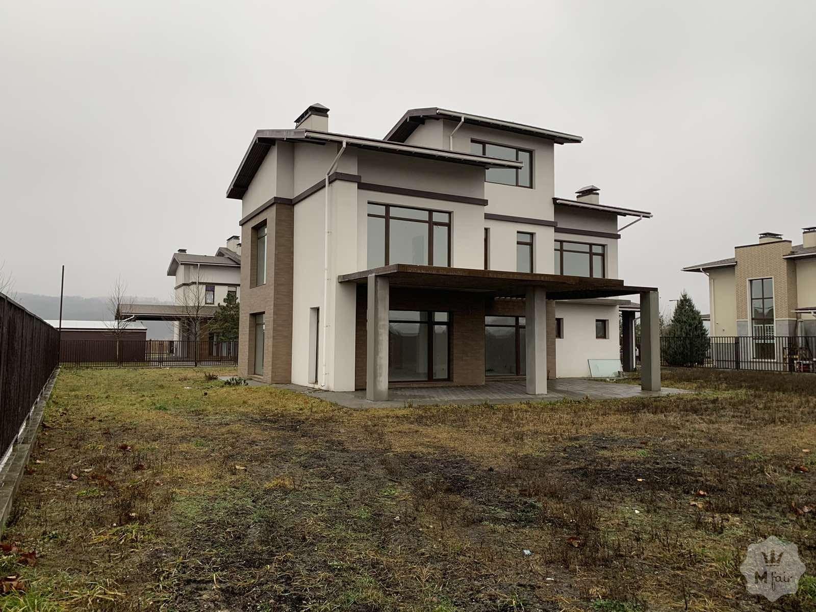 Продажа нового 3х этажного дома под Киевом в с. Романков