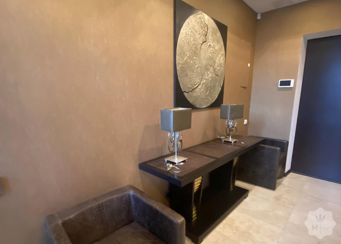 Продажа современного дома с бассейном под Киевом на Осокорках