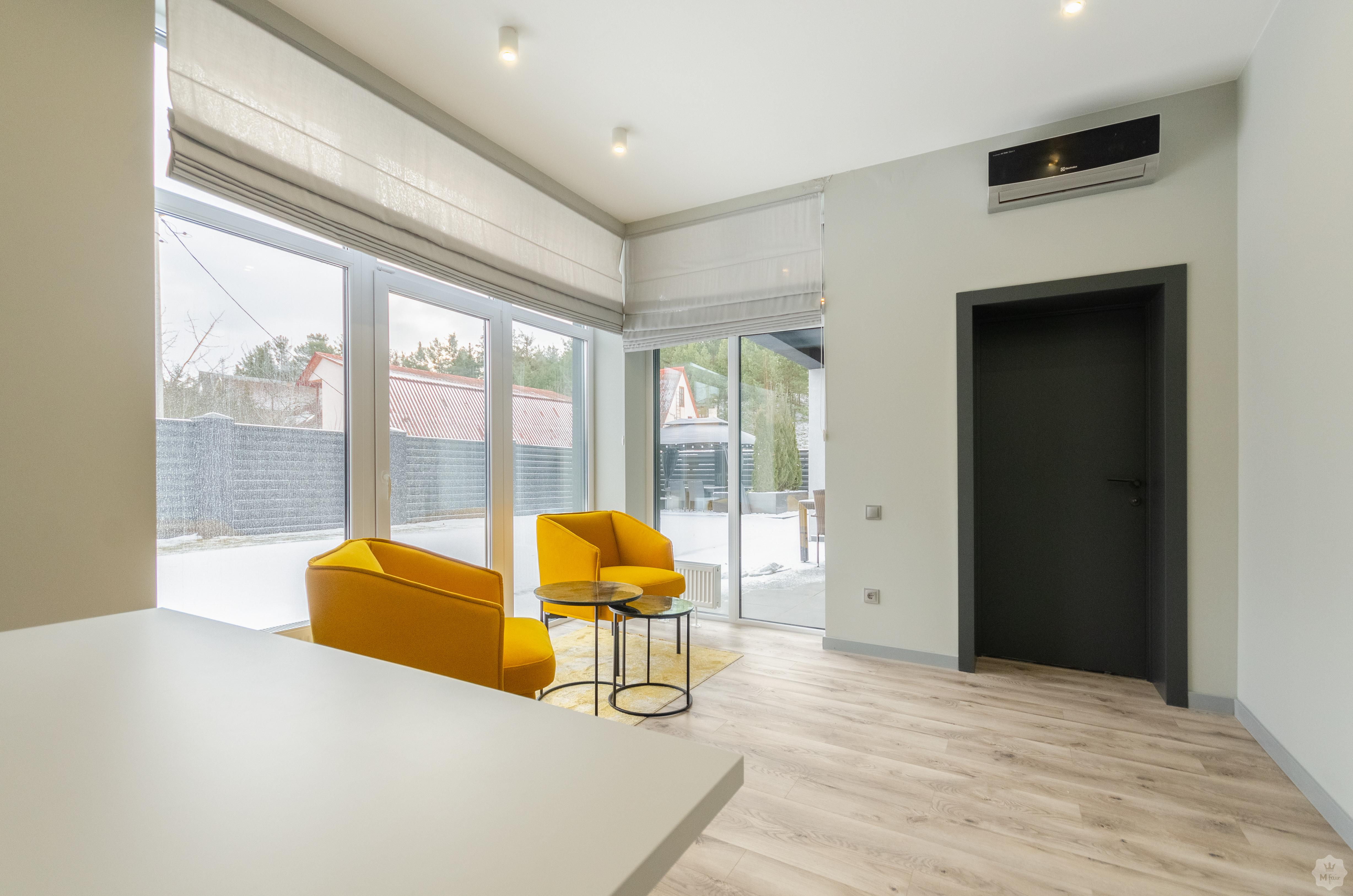 Продажа коттеджа с ремонтом под Киевом в Конча-Заспе