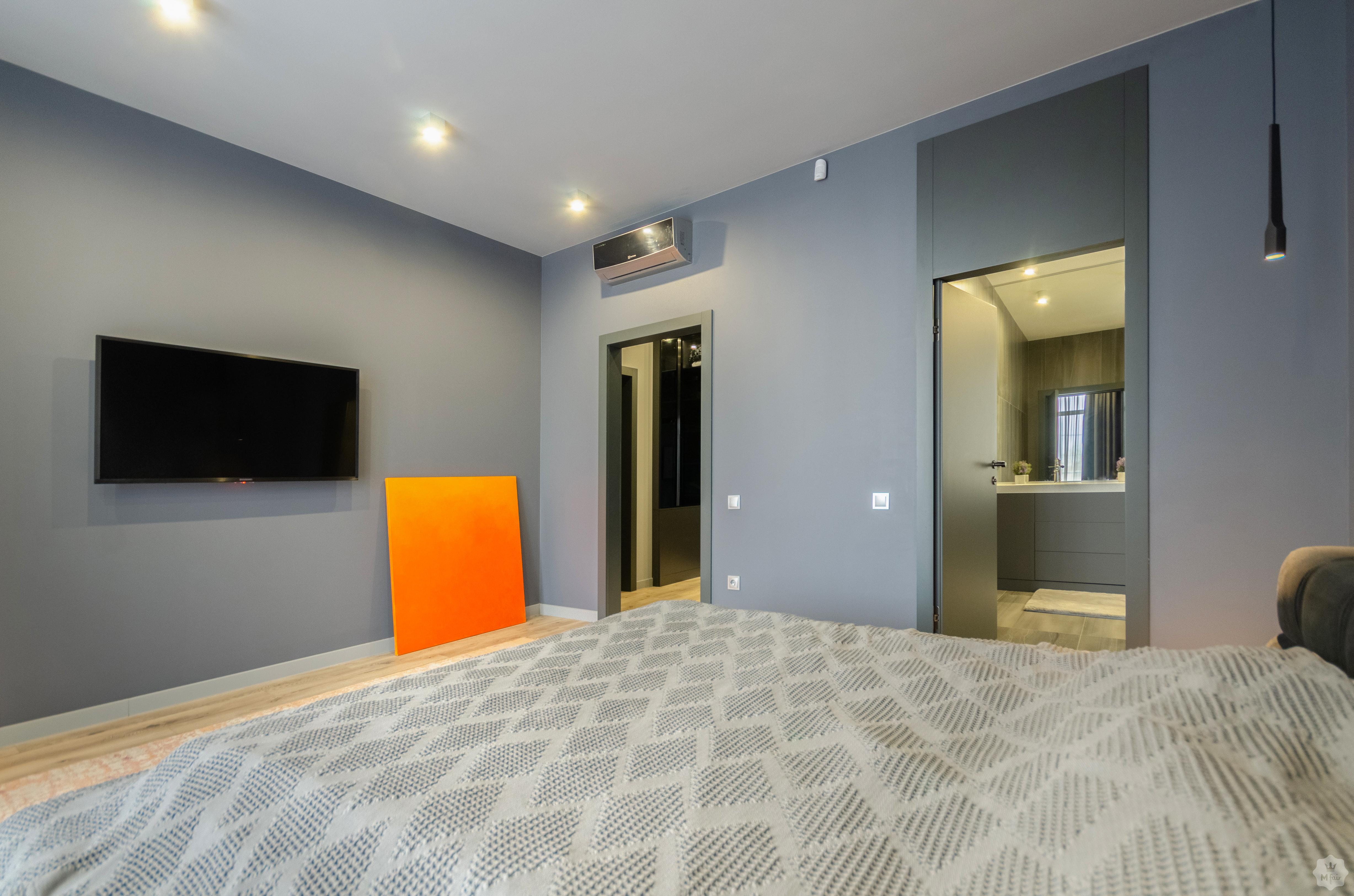 Продажа коттеджа с ремонтом под Киевом в Конча-Заспе