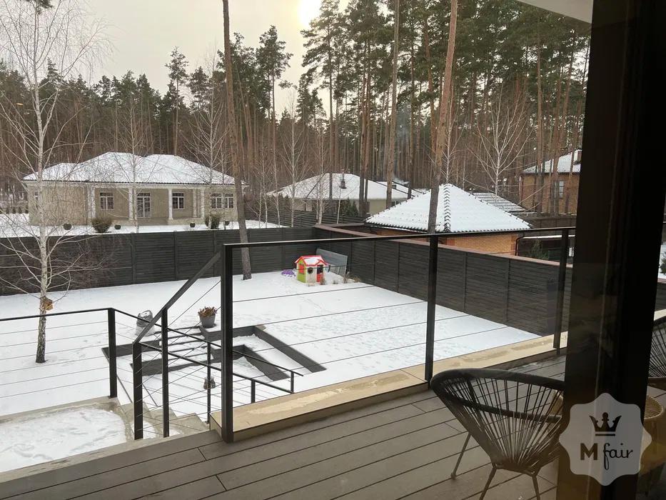 Продажа современного дома с ремонтом под Киевом в Буче