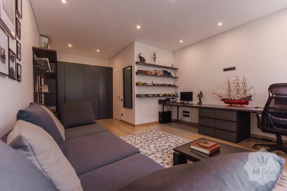 Продажа дома с бассейном в сосновом лесу в Буче под Киевом