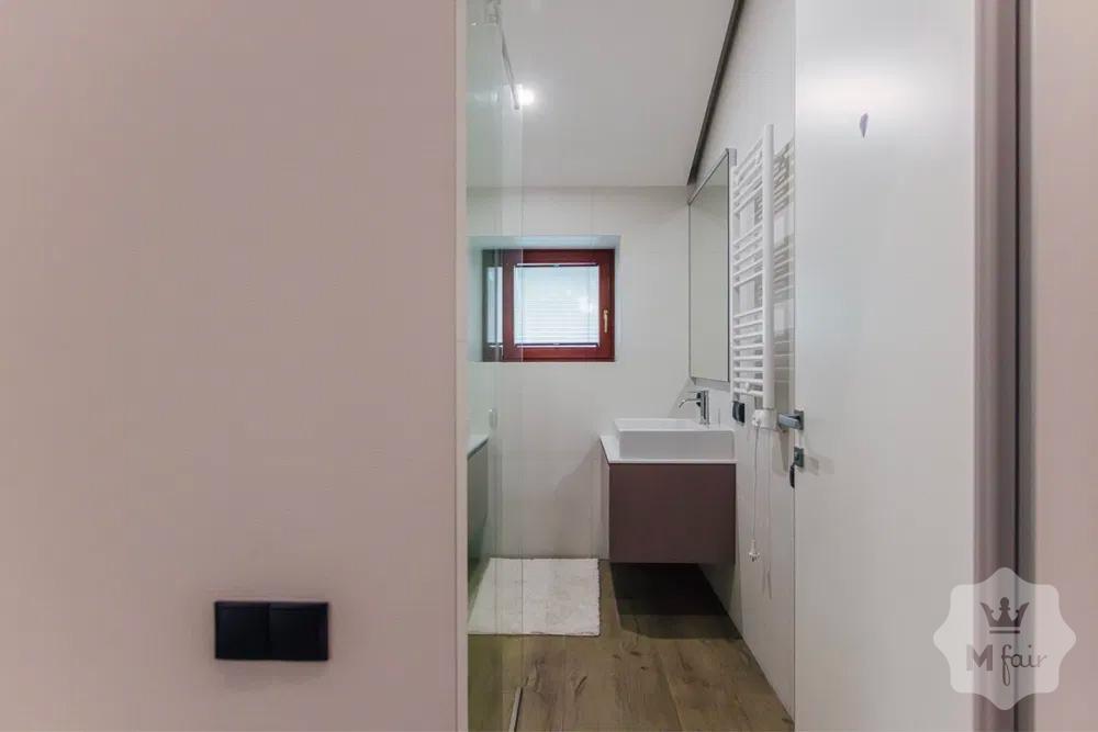 Продажа дома с бассейном в сосновом лесу в Буче под Киевом