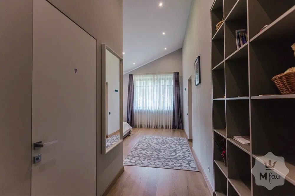 Продажа дома с бассейном в сосновом лесу в Буче под Киевом