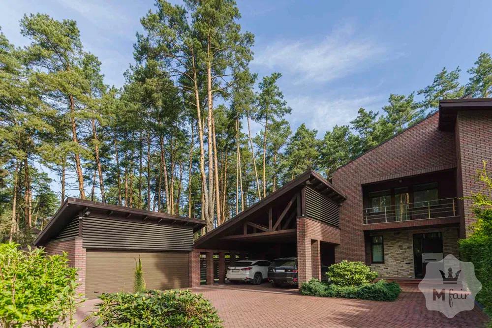 Продажа дома с бассейном в сосновом лесу в Буче под Киевом