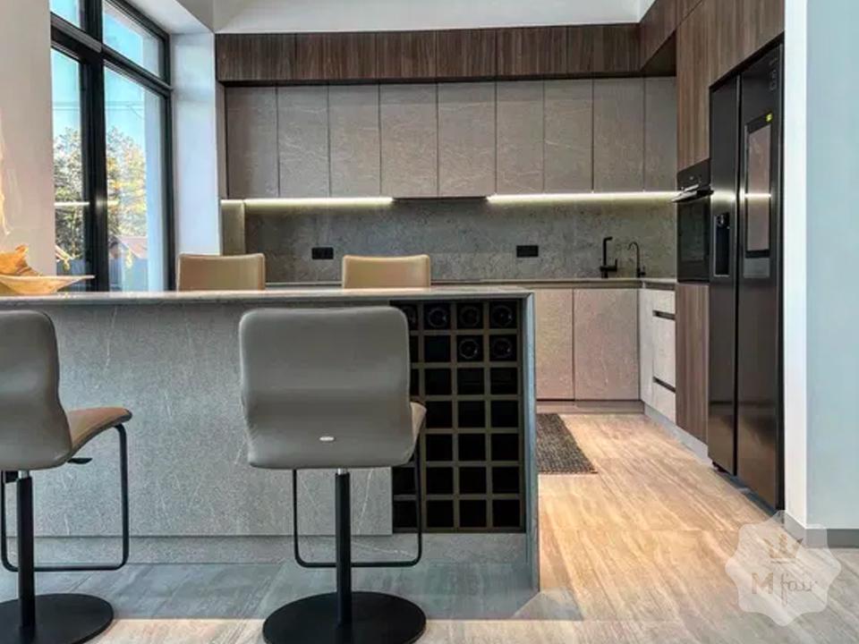 Продажа нового дома в стиле хай-тек в Буче под Киевом