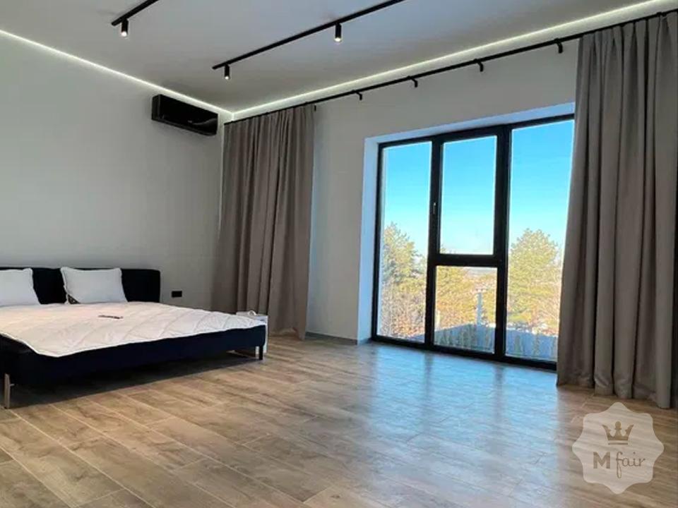 Продажа нового дома в стиле хай-тек в Буче под Киевом