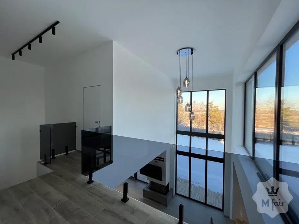 Продажа нового дома в стиле хай-тек в Буче под Киевом