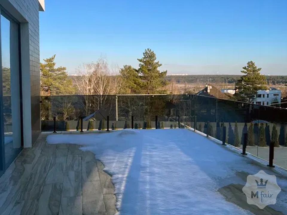 Продажа нового дома в стиле хай-тек в Буче под Киевом