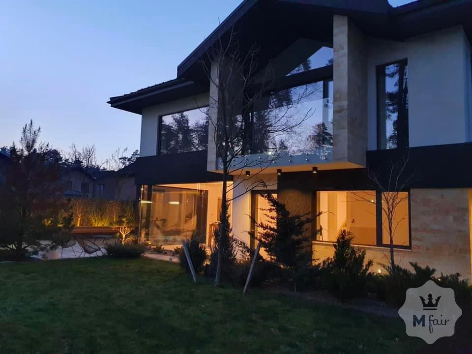 Продажа нового дома премиум класса с ремонтом в Буче под Киевом