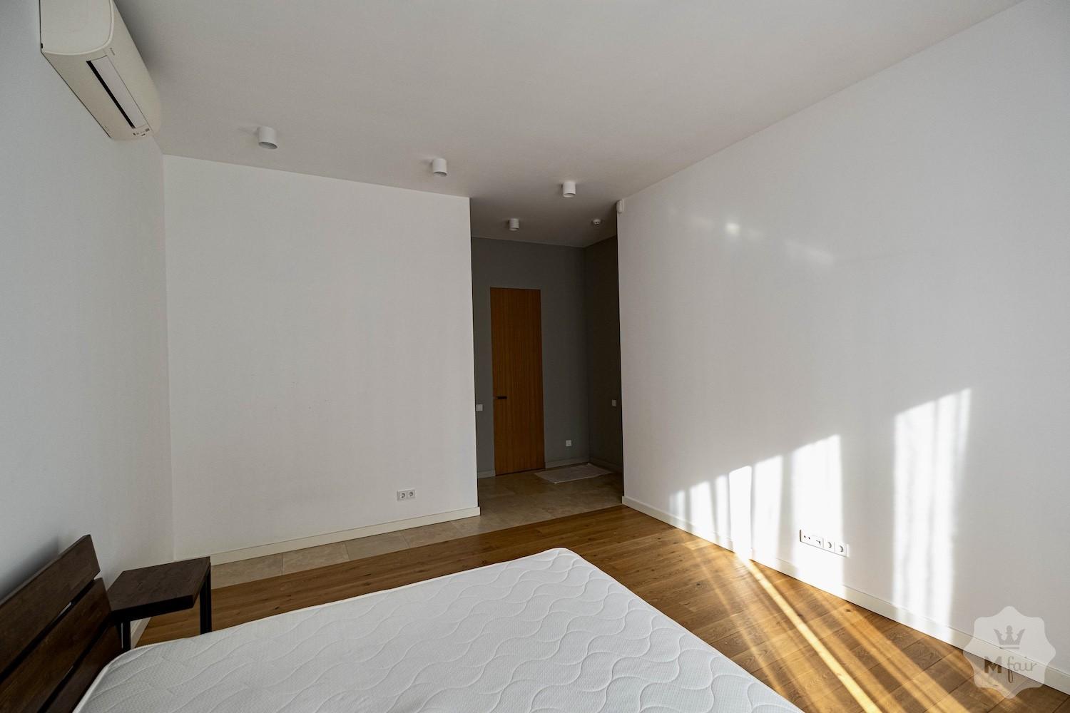 Аренда квартиры с террасой в клубном доме в центре Киева