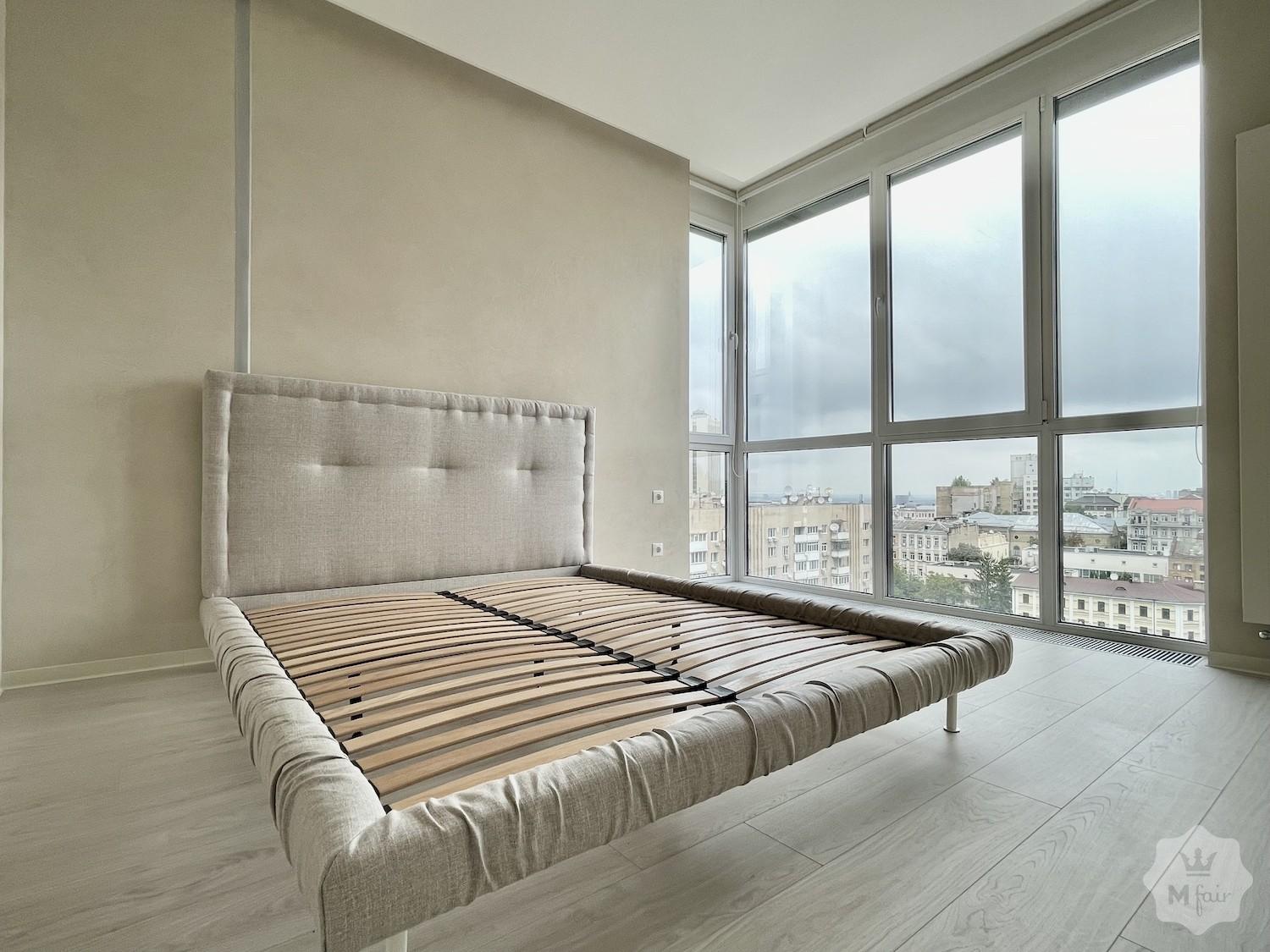 Продажа видовой 4х-комнатной квартиры в комплексе бизнес-класса в Киеве