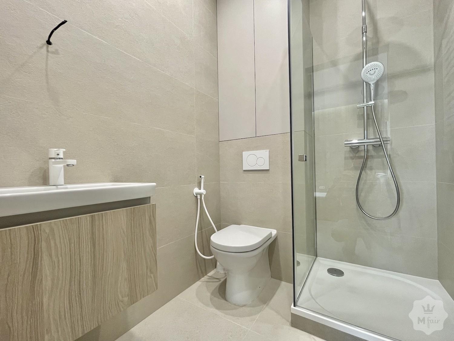 Продажа видовой 4х-комнатной квартиры в комплексе бизнес-класса в Киеве