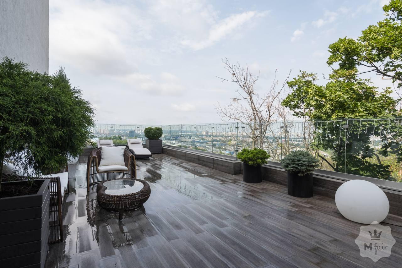 Продажа видовой квартиры с ремонтов в ЖК Татарский в Киеве